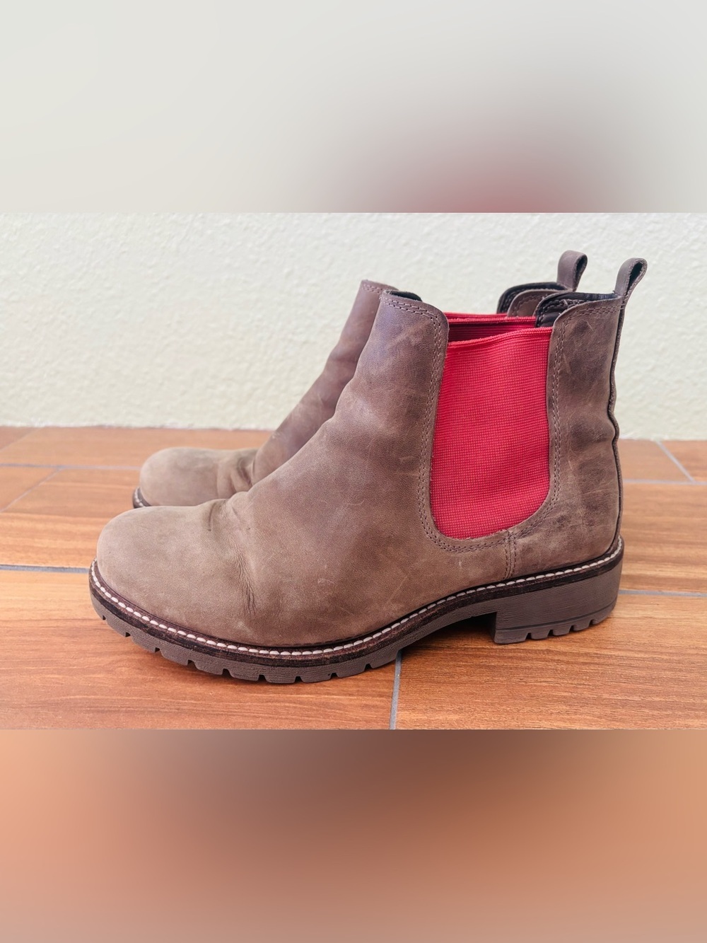 ECCO ELAINA - Classic Ankle Boots in Brown & Orange Size: 10